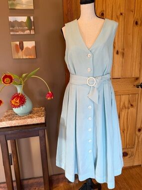 Donna Morgan Seersucker Sleeveless Belted Button-Front Dress w/ Keyhole back